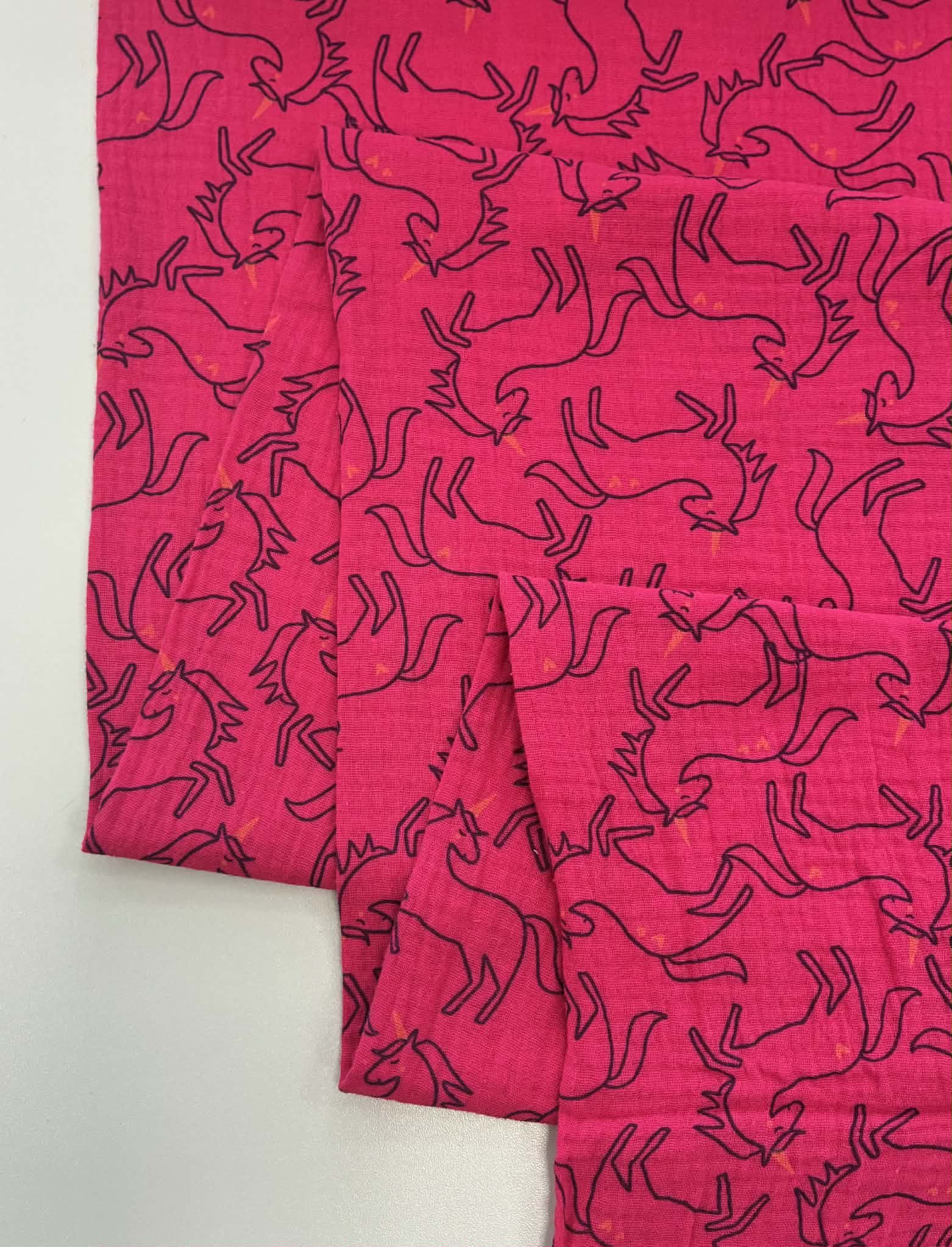 Medvilninis double gauze muslinas Rožiniai vienaragiai Medvilninis double gauze muslinas Rožiniai vienaragiai