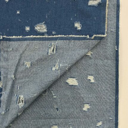 Džinsas Plėšytas mėlynas